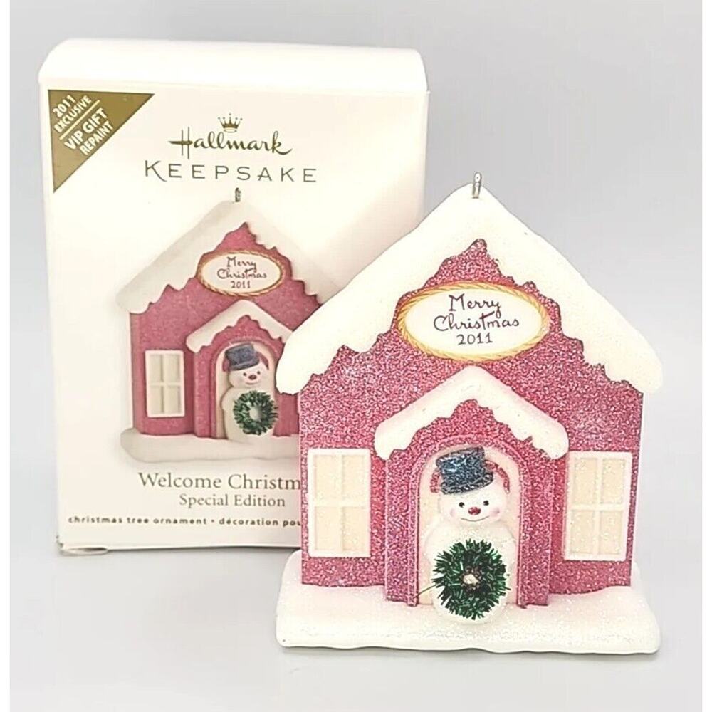 2011 Hallmark Welcome Christmas Special Edition VIP Repaint Keepsake Ornament U6